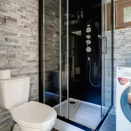 Rustig Gelegen In Het Bos -