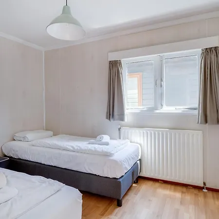 Rustig Gelegen In Het Bos - Chalet