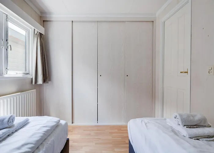 Rustig Gelegen In Het Bos - Chalet