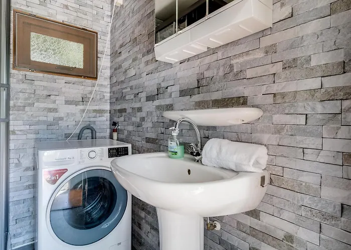 Rustig Gelegen In Het Bos - *