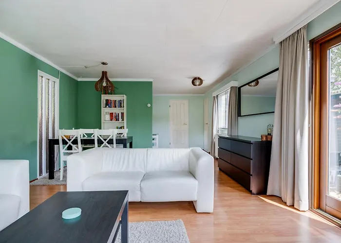 Rustig Gelegen In Het Bos - *